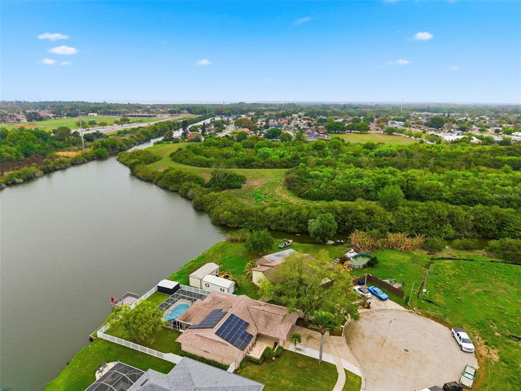 3022 JACKSON DRIVE 2