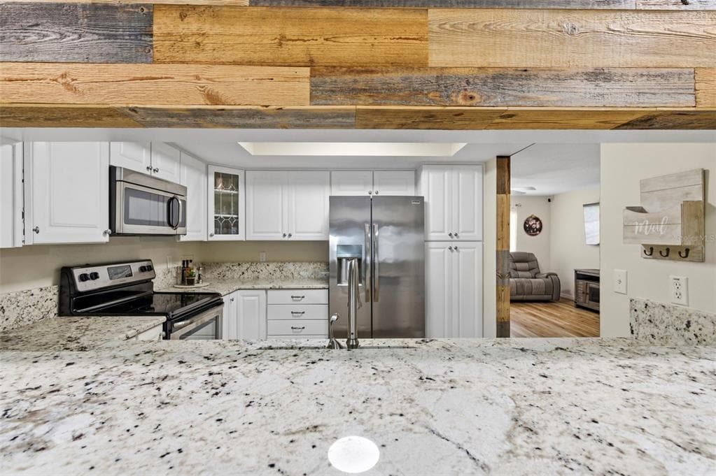 3022 JACKSON DRIVE photo 24