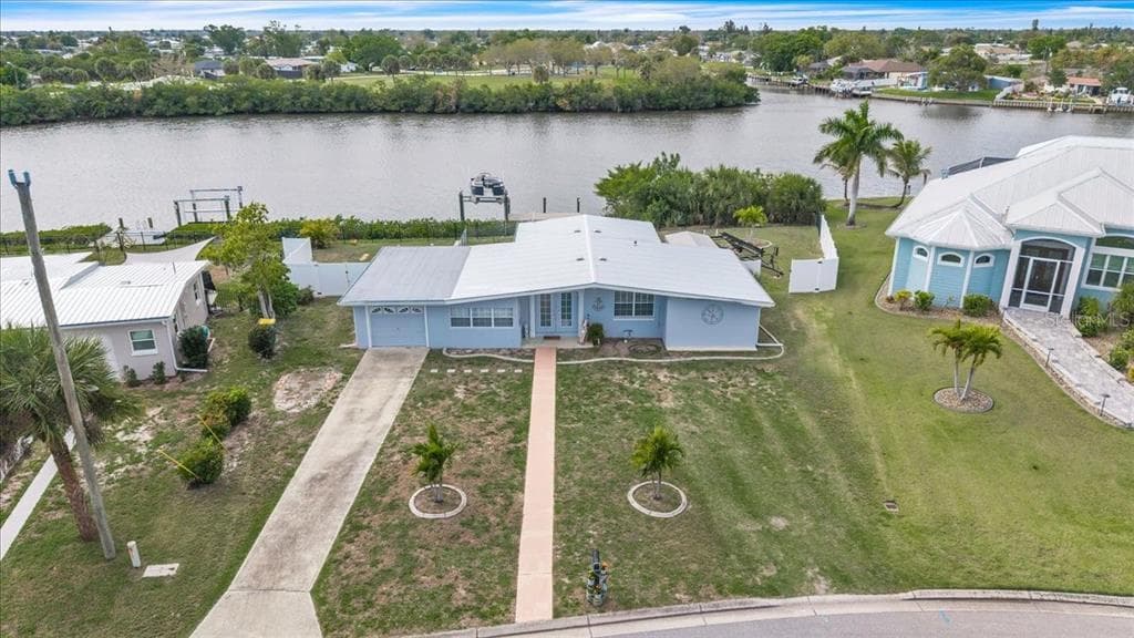 137 POINSETTIA CIRCLE NE 2
