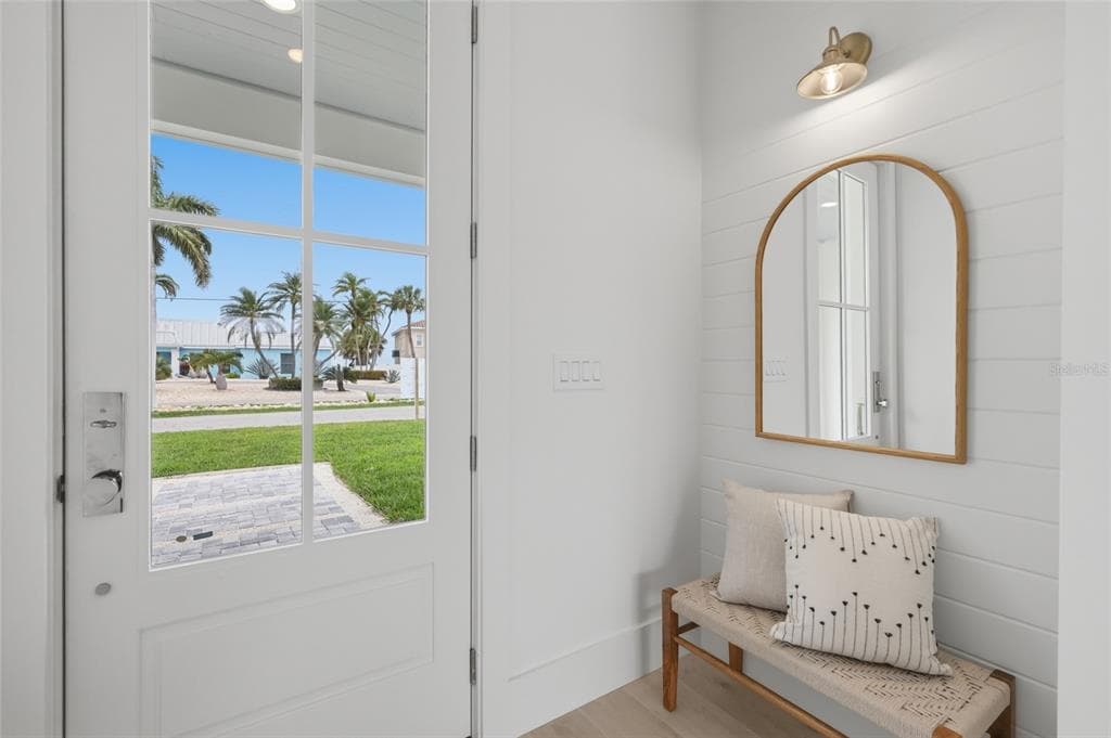 680 KEY ROYALE DRIVE 5
