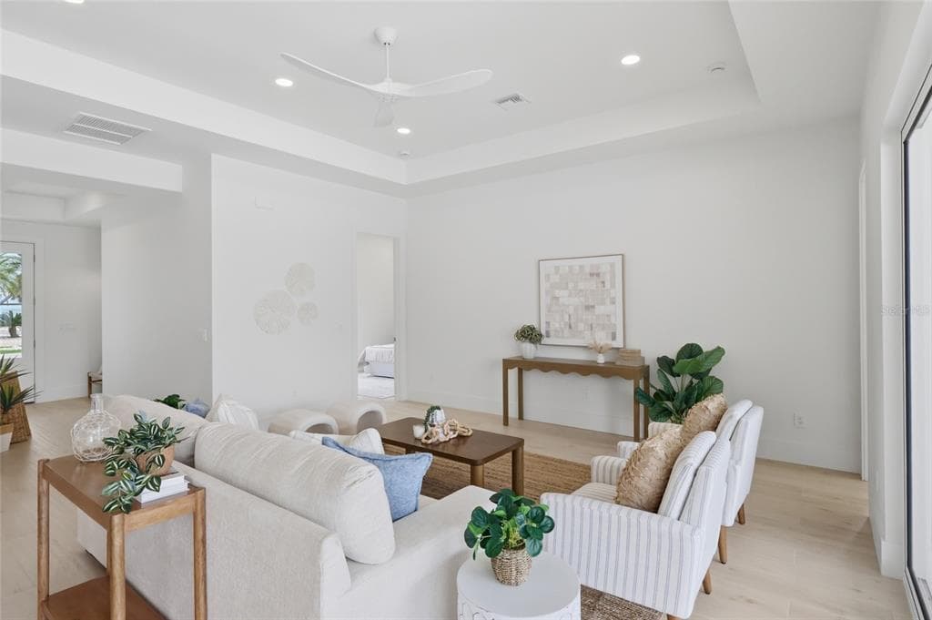 680 KEY ROYALE DRIVE photo 9