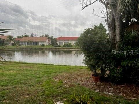 8407 OAK JAY LANE photo 9