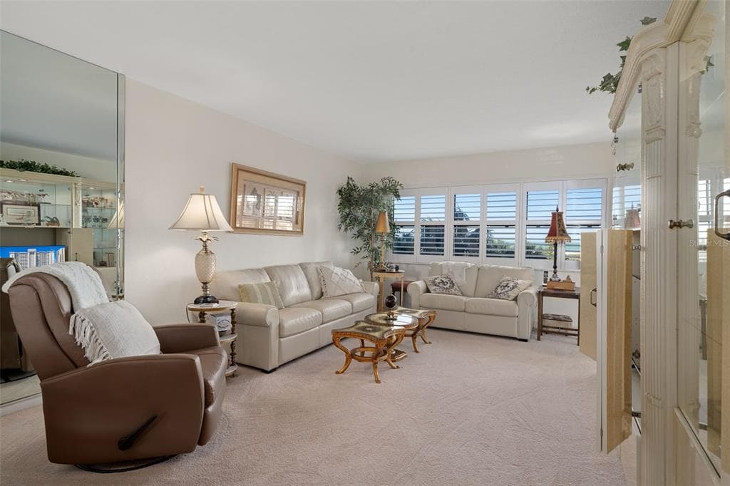 1230 GULF BOULEVARD 303 photo 13