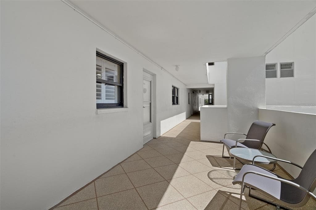 1230 GULF BOULEVARD 303 photo 8