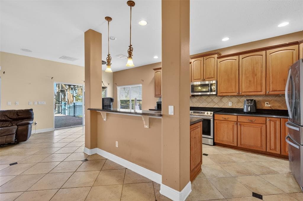 5413 WALSH POND COURT photo 11
