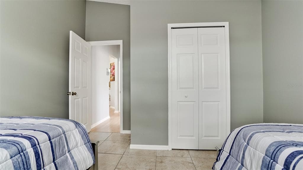 4584 RUNABOUT WAY photo 25
