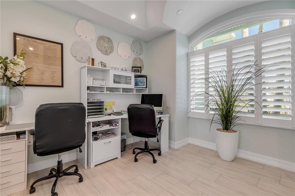 444 QUAY ASSISI COURT photo 24