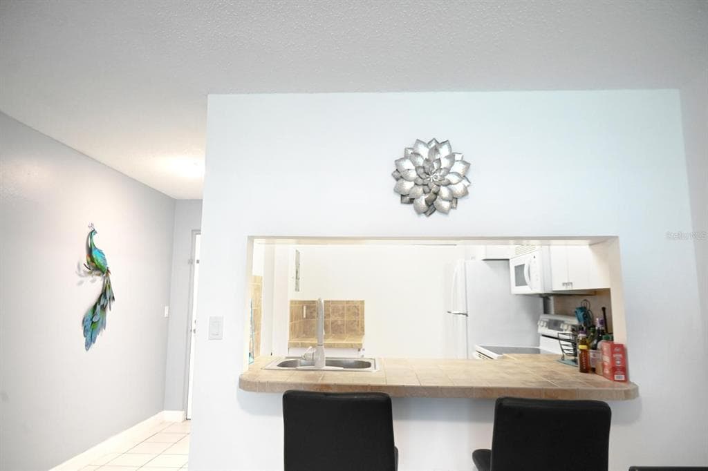 3527 NE 168TH STREET 208 photo 8