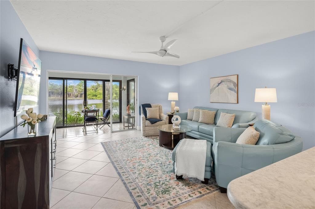 101 WHISPERING SANDS DRIVE 105 photo 6