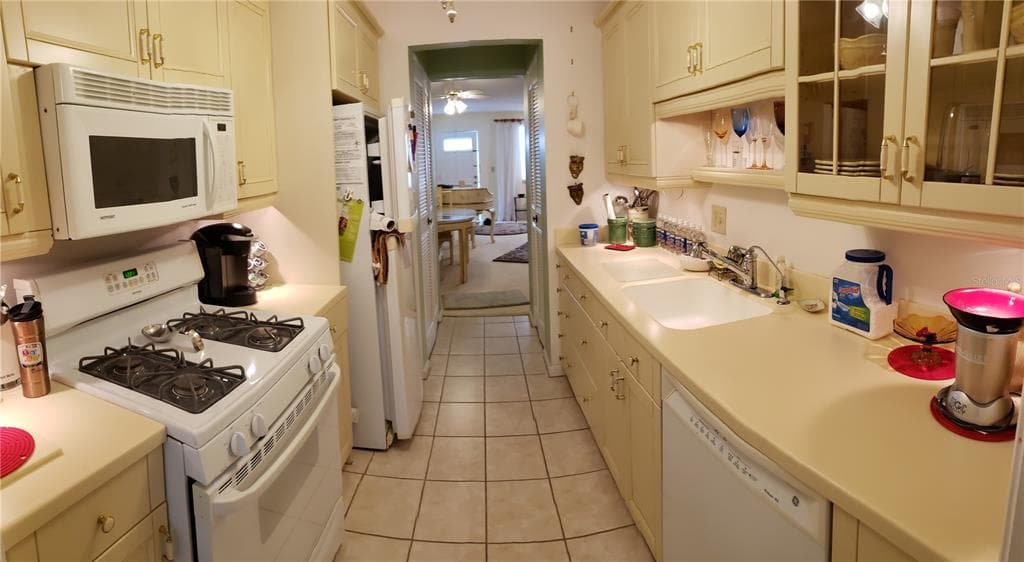 5935 30TH AVENUE S 307 photo 6