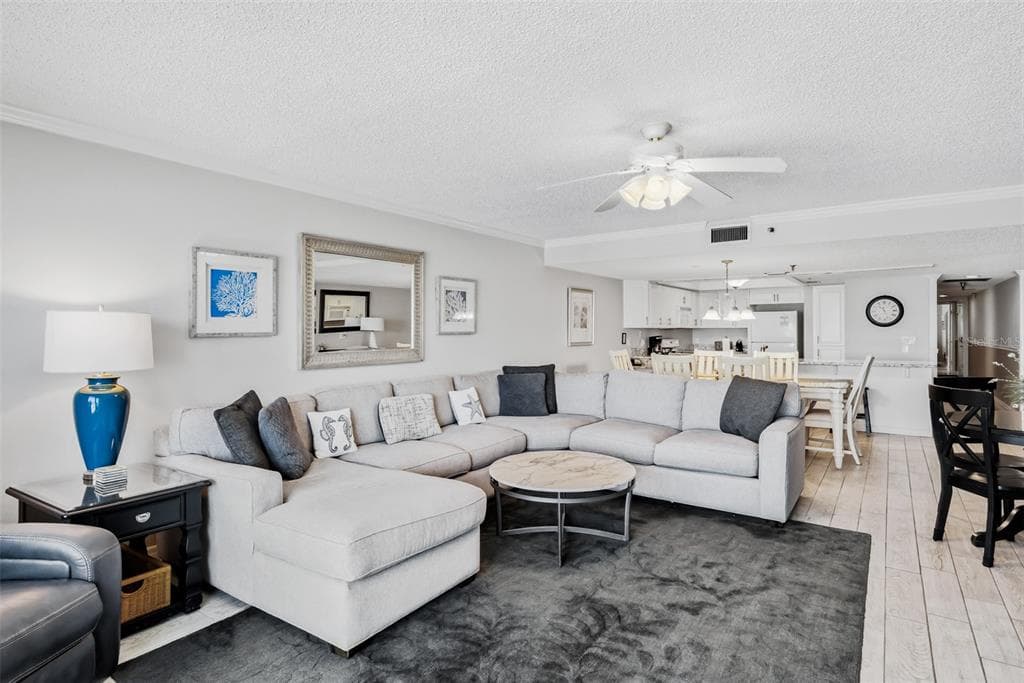 18500 GULF BOULEVARD 404 photo 13