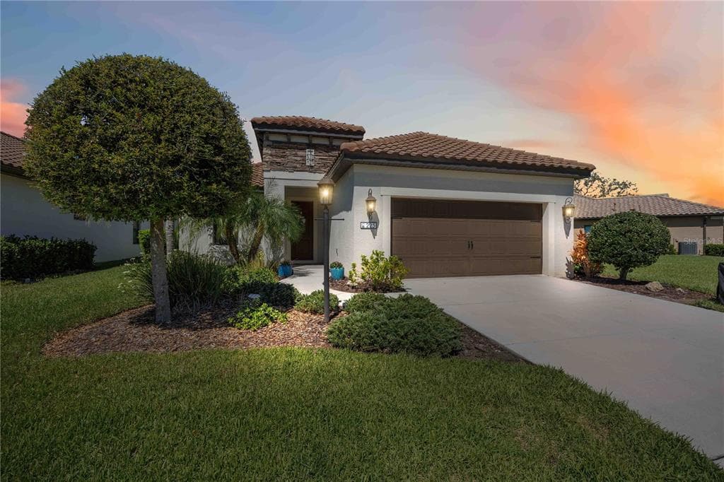 225 BENEDETTO COURT photo 1