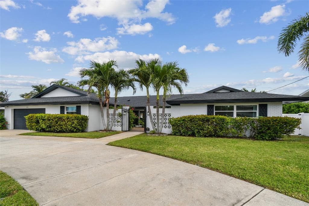 221 HOWARD DRIVE 5