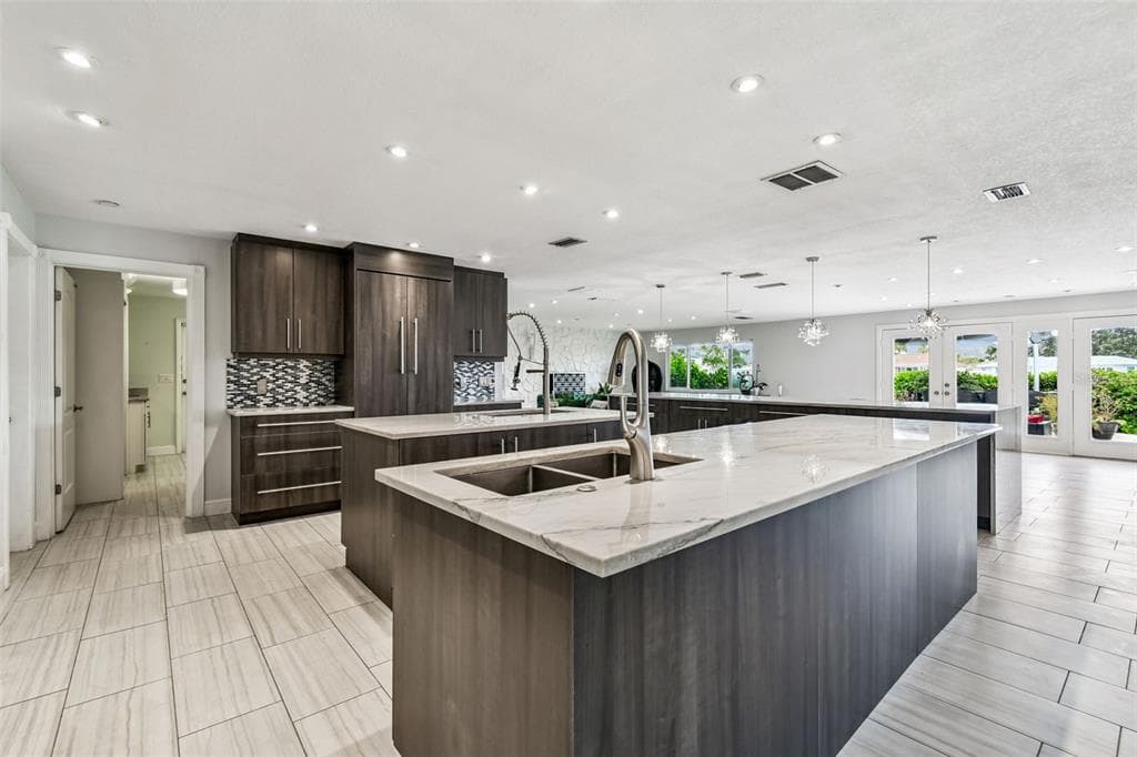 221 HOWARD DRIVE photo 25