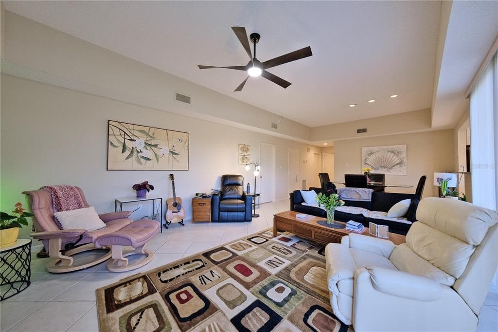 5257 MYRTLE WAY 29 photo 13