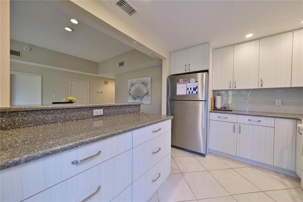 5257 MYRTLE WAY 29 photo 7