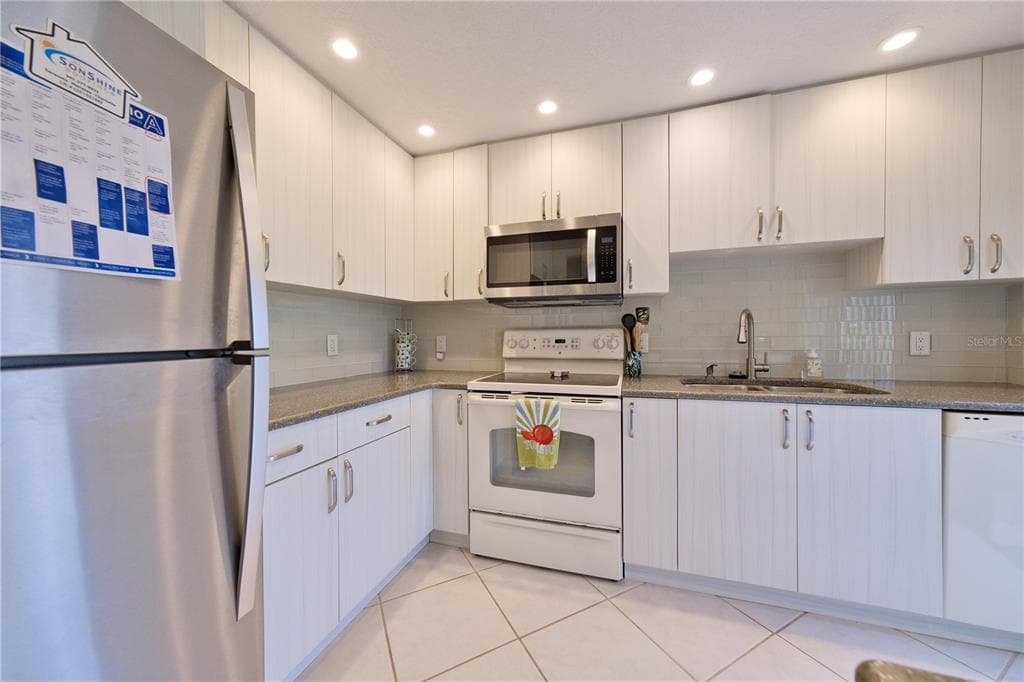 5257 MYRTLE WAY 29 photo 9