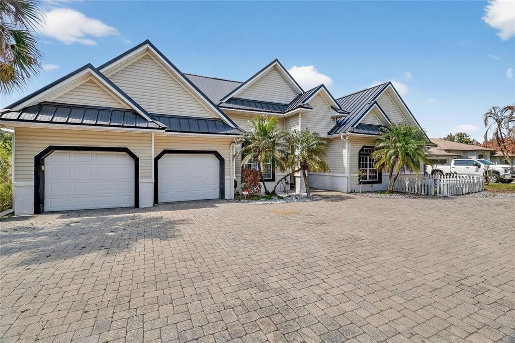 1028 S LAKE MARIAM DRIVE photo 8