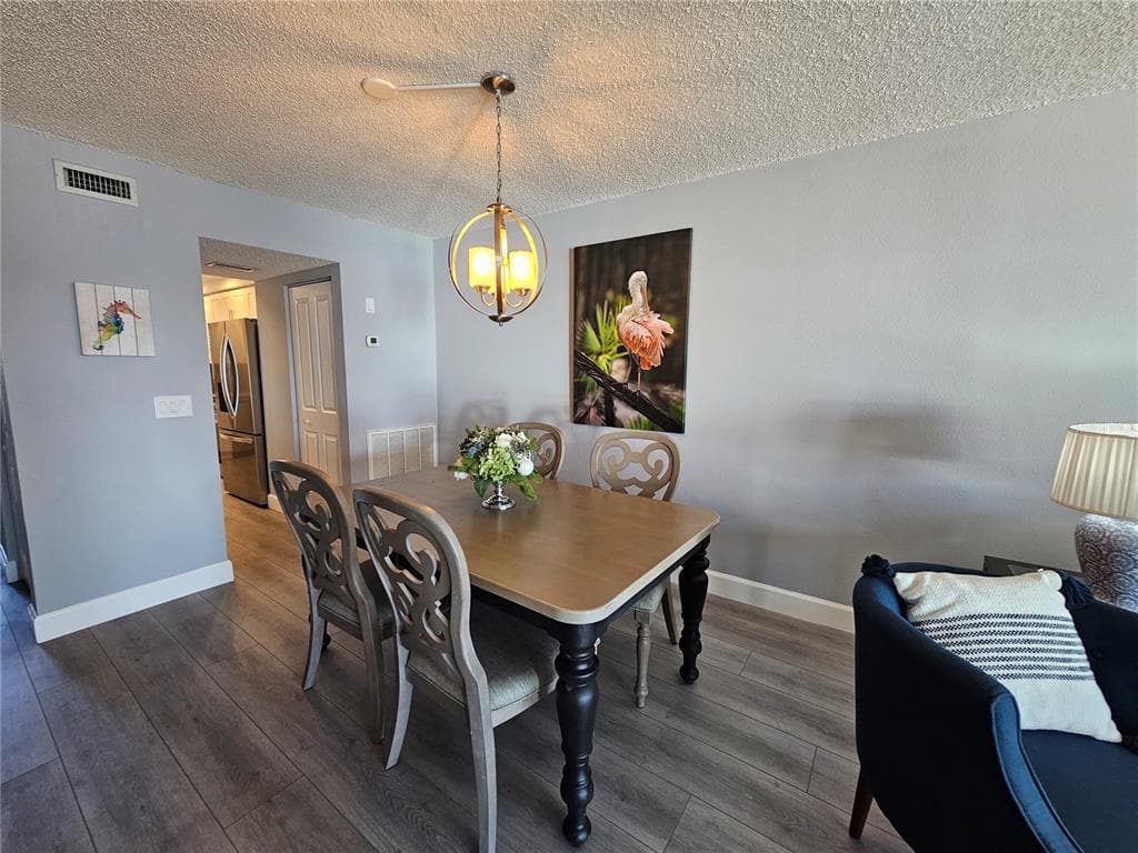 6020 SHORE BOULEVARD S 107 photo 7