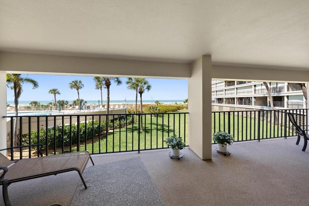 4450 GULF BOULEVARD 110 photo 5