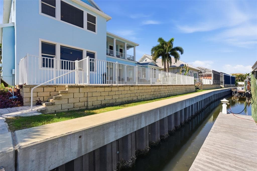 715 ISLEBAY DRIVE photo 24