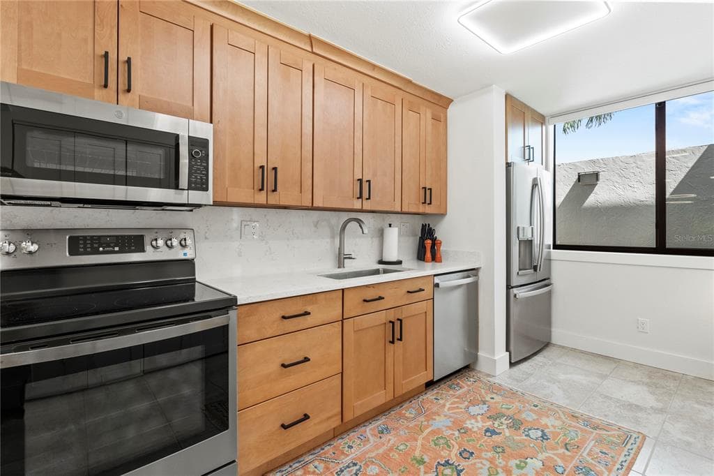 806 BAYPORT WAY 806 photo 12
