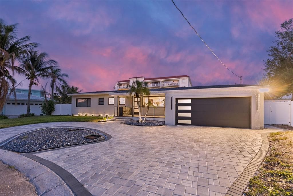 1866 VENETIAN POINT DRIVE 2