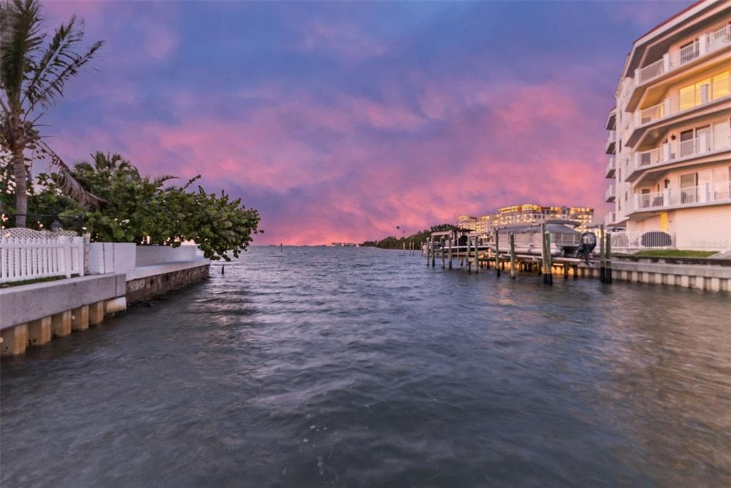 1866 VENETIAN POINT DRIVE 4