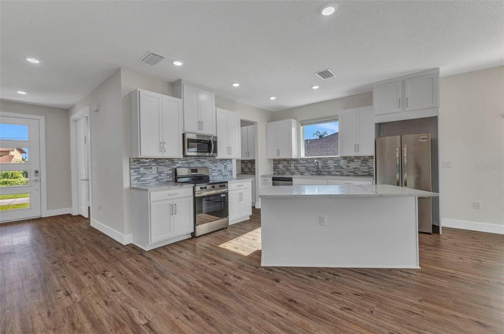 2385 PAPPAS TERRACE photo 10