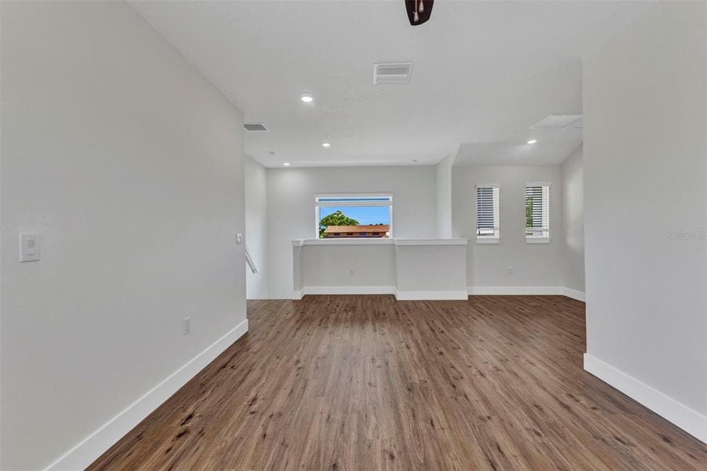 2385 PAPPAS TERRACE photo 25