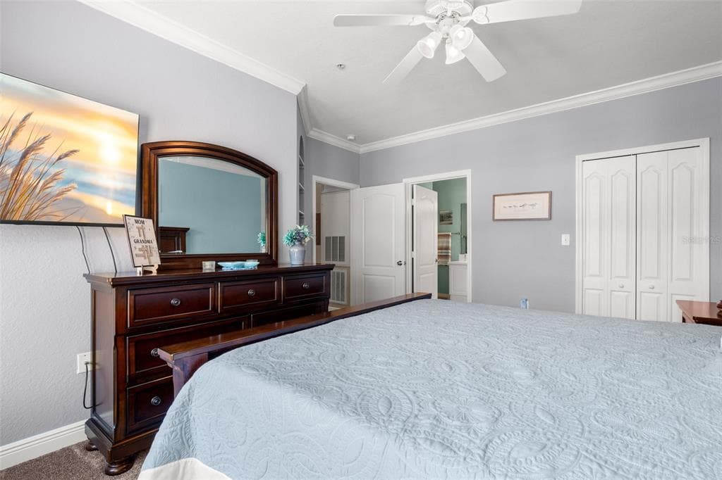 2765 VIA CIPRIANI 1232A photo 19