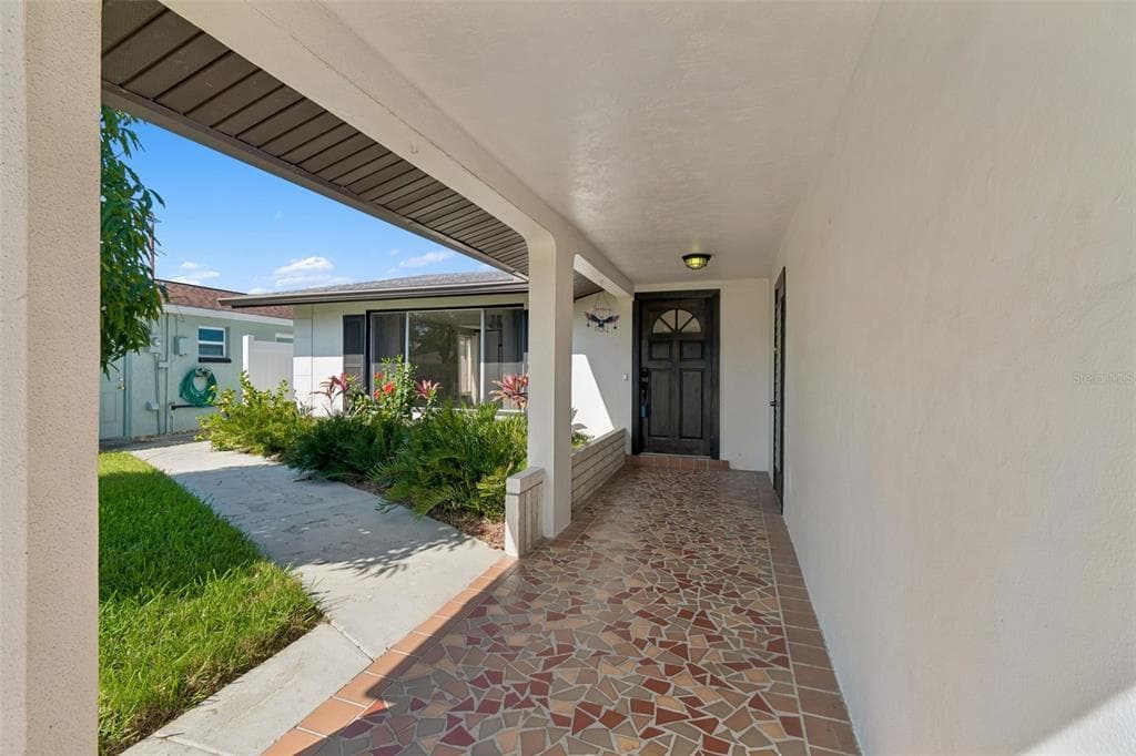 4931 POMPANO DRIVE 5