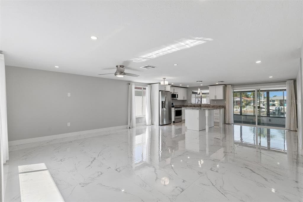 4931 POMPANO DRIVE photo 9