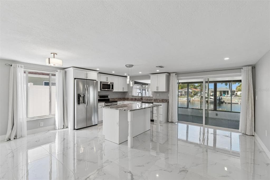 4931 POMPANO DRIVE photo 11