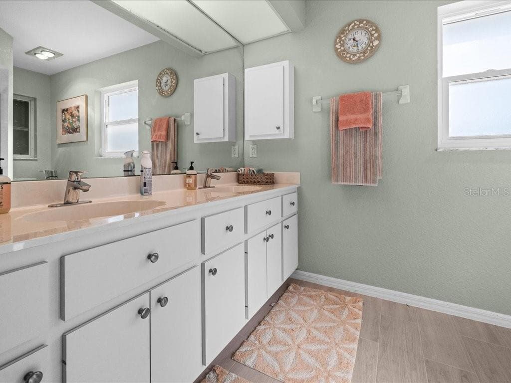 18350 VAN NUYS CIRCLE photo 19