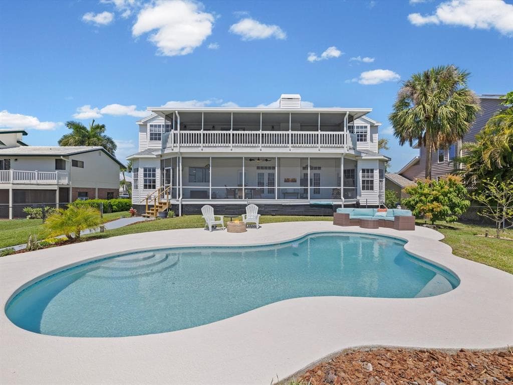 1414 DEIRDRE DRIVE 3
