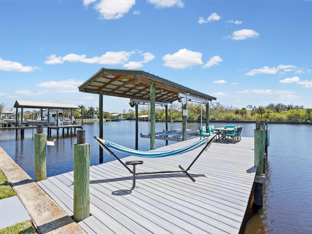 1414 DEIRDRE DRIVE 4