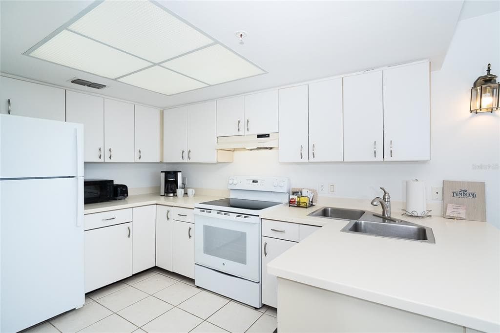 7438 PALM ISLAND DRIVE 3721 photo 10