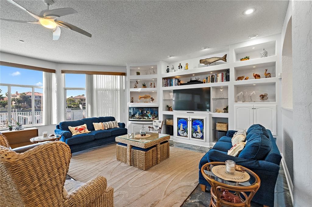 830 PINELLAS BAYWAY S photo 20