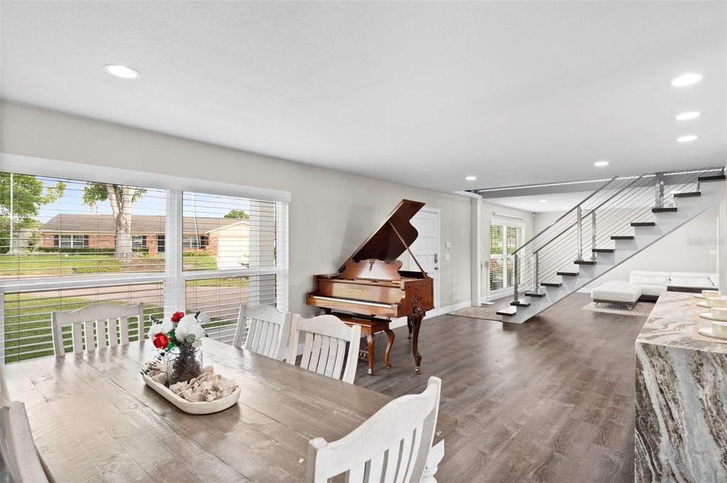 10525 HOMESTEAD DRIVE photo 9