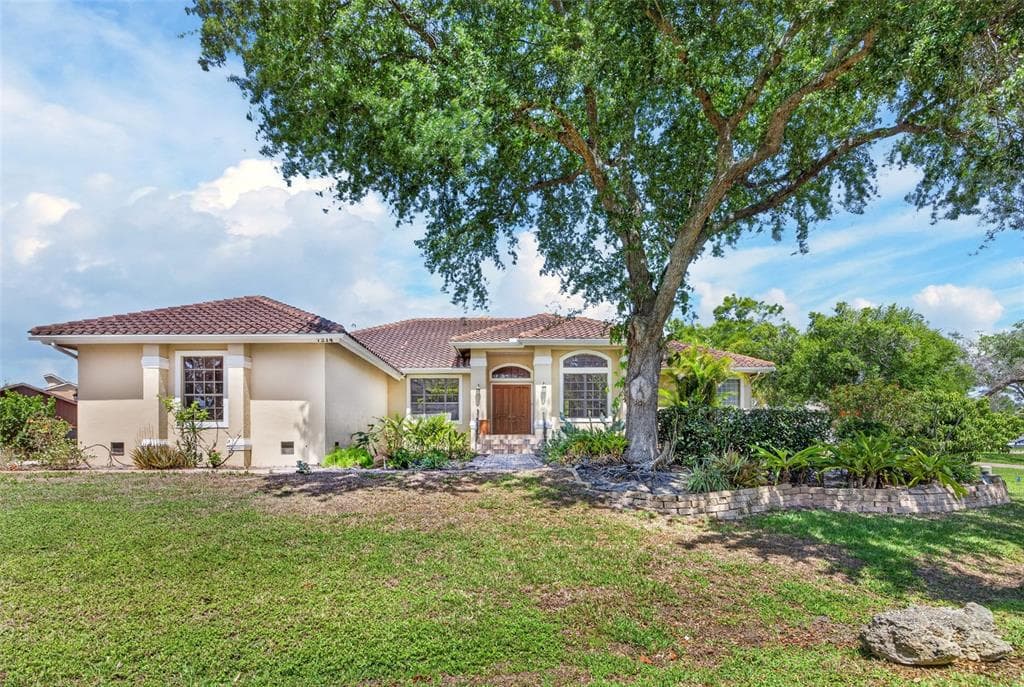 7214 HENDRY CREEK DRIVE 1