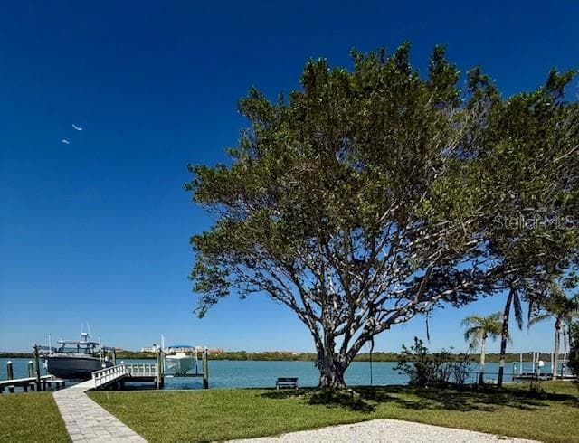 584 CRYSTAL DRIVE 3