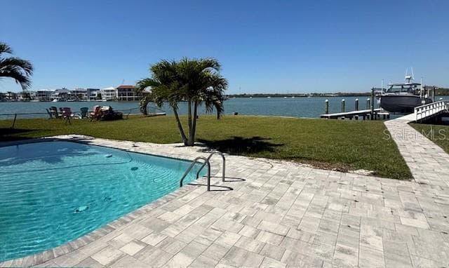 584 CRYSTAL DRIVE 5