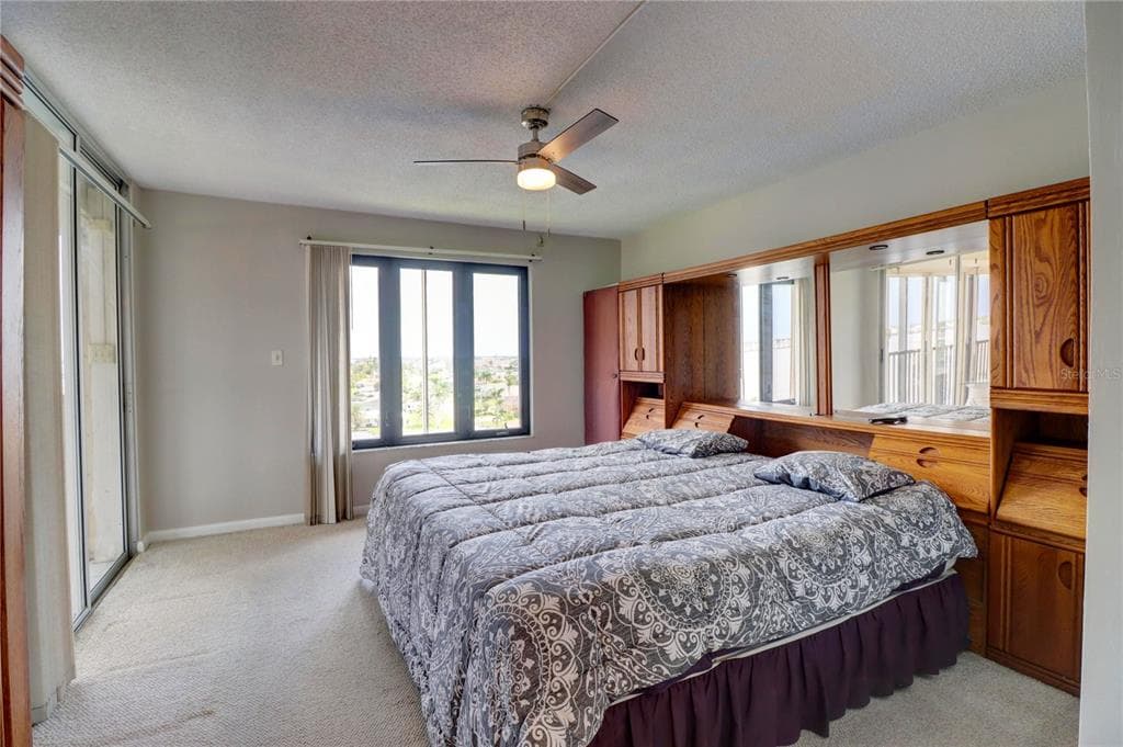 4260 SE 20TH PLACE 801 photo 10