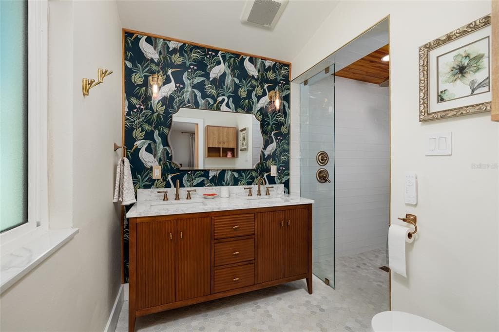 9298 SUN ISLE DRIVE NE photo 10