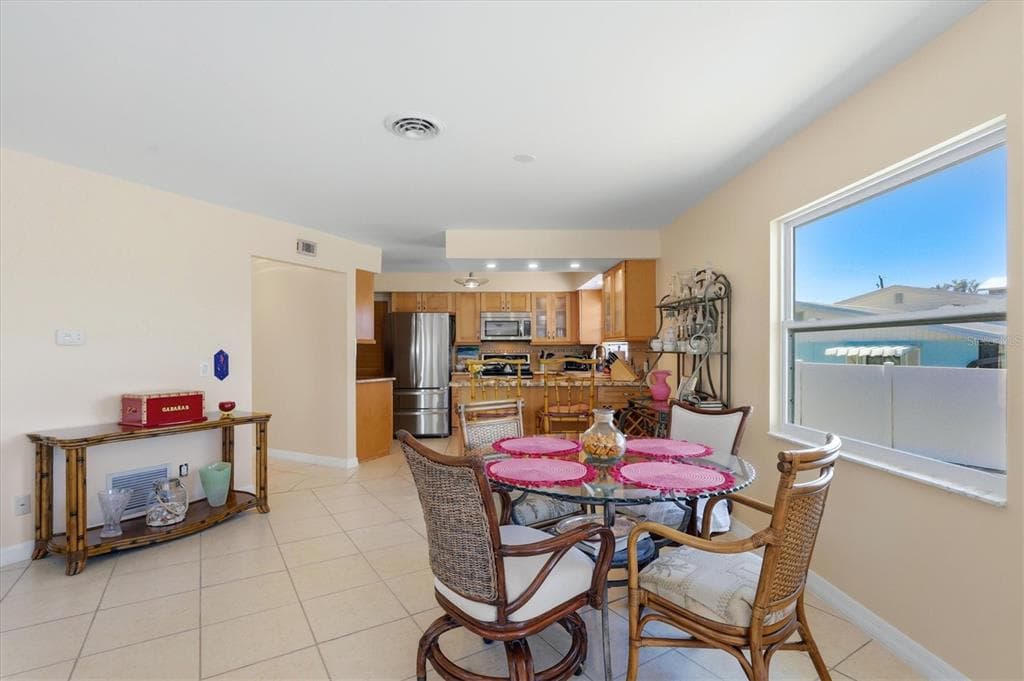 1052 KANT STREET photo 14