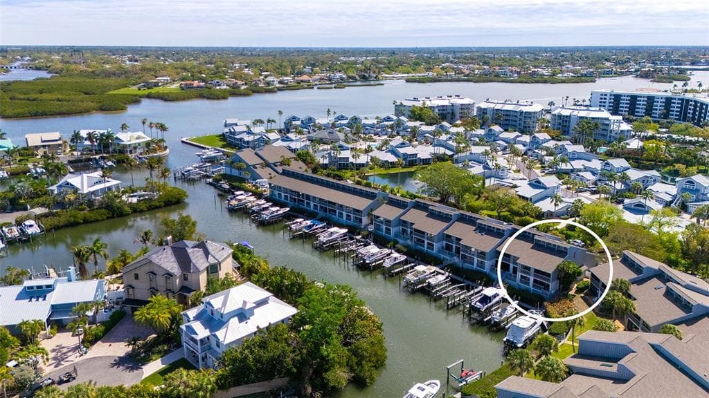1249 DOCKSIDE PLACE #110 3