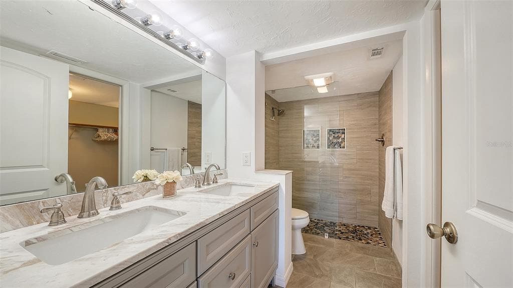 1249 DOCKSIDE PLACE 110 photo 24