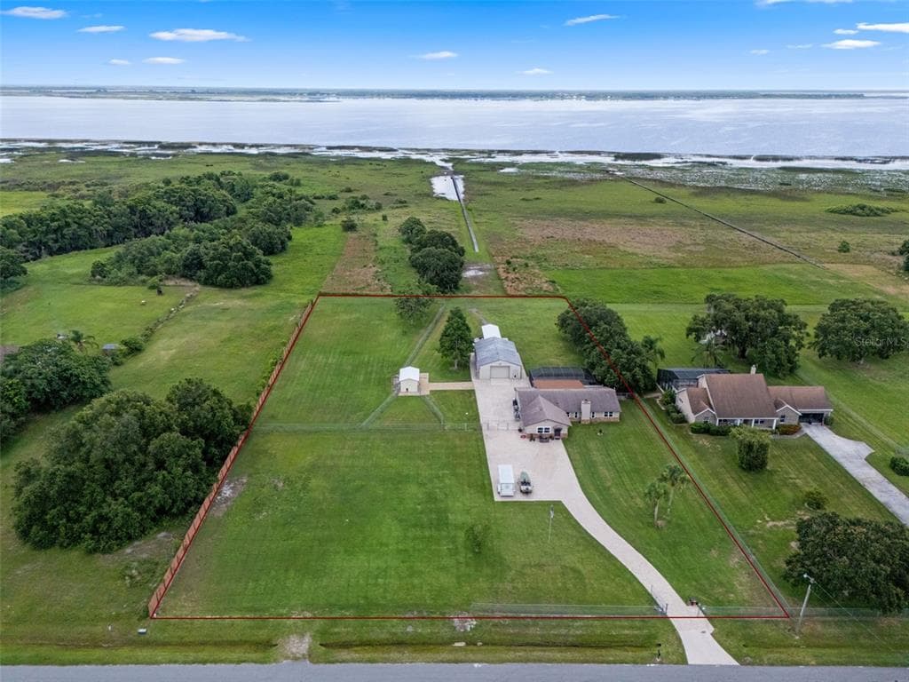 2921 LAKE TOHOPEKALIGA BOULEVARD 1