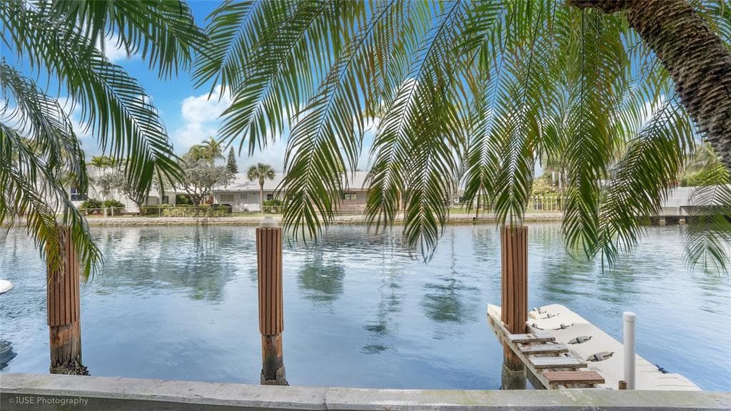 535 HENDRICKS ISLE 108 photo 12